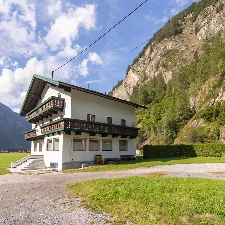 Hébergement de vacances Marina Iii *